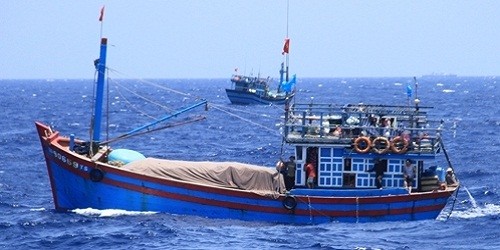 Tàu cá của ngư dân Việt Nam đánh bắt hải sản quanh khu vực biển thuộc chủ quyền Việt Nam trên Biển Đông. Ảnh: Nguyễn Đông (VNE)