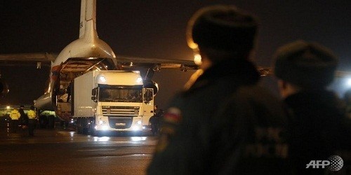 Máy bay chở thi thể các nạn nhân về tới Nga.