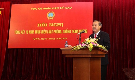 Chánh án TANDTC Trương Hòa Bình phát biểu tại Hội nghị.