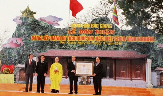 Lễ đón nhận Di tích quốc gia đặc biệt chùa Vĩnh Nghiêm.