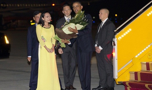Hai chuyện hiếm có trong chuyến công du Việt Nam của Tổng thống Obama