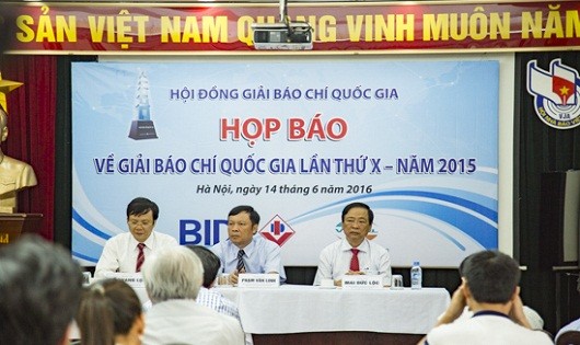 Báo Pháp Luật Việt Nam giành  2 giải báo chí quốc gia lần thứ 10