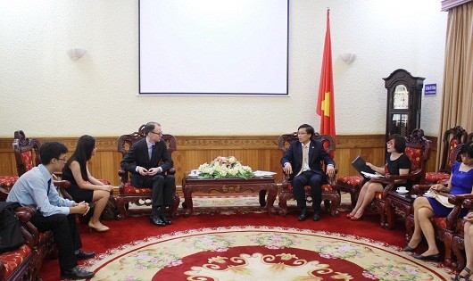 Thứ trưởng Nguyễn Khánh Ngọc tiếp Phó tổng thư ký tòa trọng tài  (PCA).
