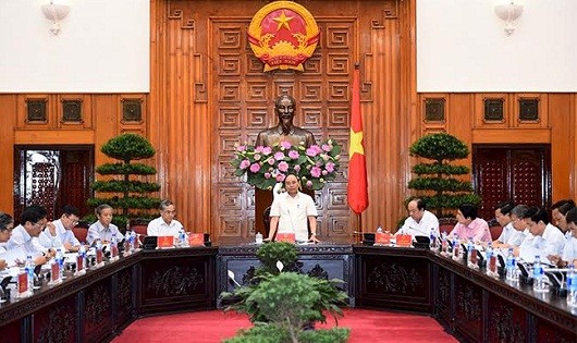 Thủ tướng phát biểu tại buổi làm việc.
