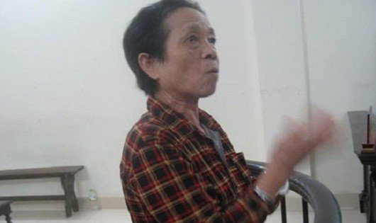 Phạm Thị Thuận không ngừng "chém gió" và nói năng lung tung tại phiên tòa (Ảnh: ANTĐ)