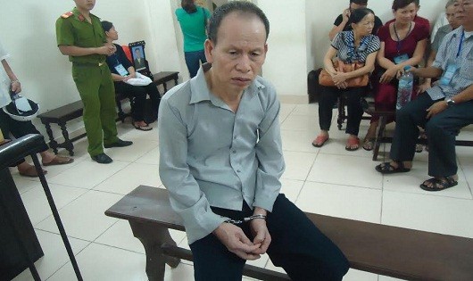 Hà Nội: Ông lão 61 tuổi giết người ngay tại trụ sở tuần tra 