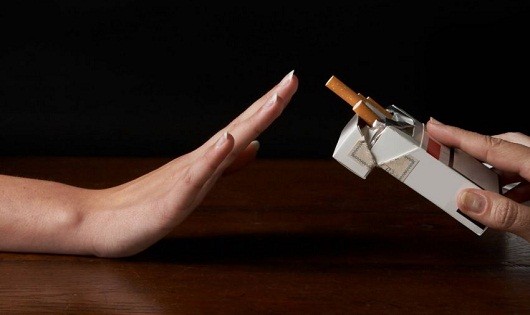 Tỷ lệ hút thuốc ở cả nam và nữ có xu hướng giảm