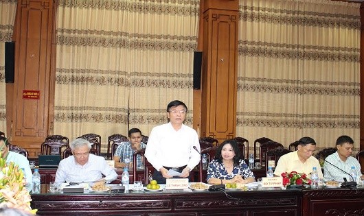 Bộ trưởng Bộ Tư pháp Lê Thành Long phát biểu tại buổi làm việc với Thường trực Tỉnh ủy, HĐND, UBND tỉnh Thái Bình