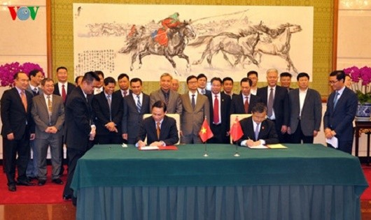 Lễ ký biên bản cuộc họp đàm phán cấp chính phủ giữa hai nước về biên giới lãnh thổ. (Ảnh VOV)