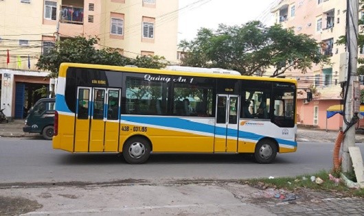Xe buýt trợ giá của thành phố vẫn chưa thu hút sự quan tâm của người dân.