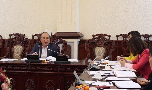 Thứ trưởng Phan Chí Hiếu chủ trì cuộc họp.