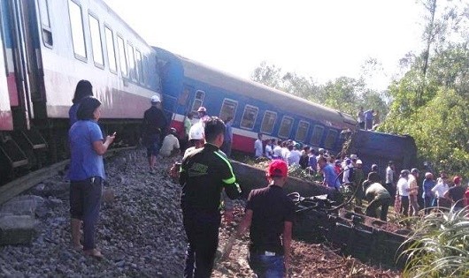 Hiện trường vụ tai nạn đường sắt tại Huế
