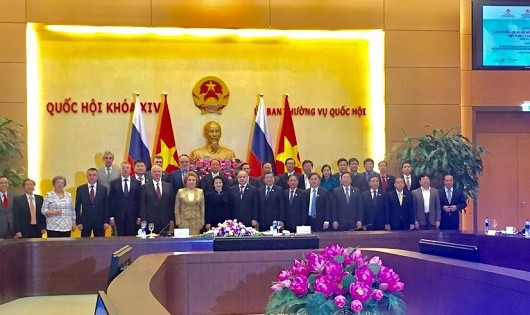Đại diện hai nước Việt Nam - Liên bang Nga tại Tọa đàm. 