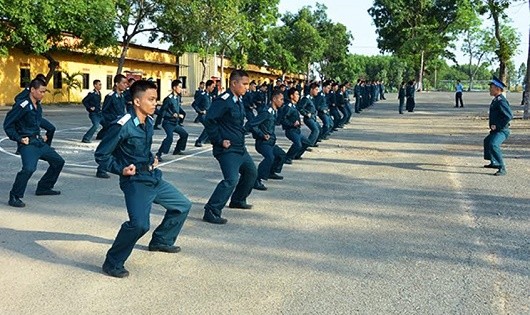 Huấn luyện 16 động tác võ thể dục cho chiến sĩ mới  tại Tiểu đoàn 11, Phòng Tham mưu (Sư đoàn 367).