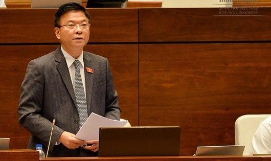 Bộ trưởng Bộ Tư Pháp - Lê Thành Long.