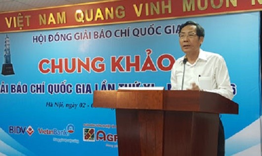 Chủ tịch Hội Nhà báo Việt Nam Thuận Hữu phát biểu khai mạc