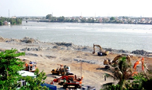Siết chặt quản lý dự án, công trình xây dựng ven sông Đồng Nai