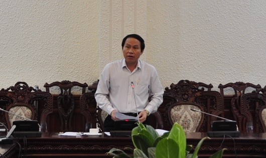 Thứ trưởng Lê Tiến Châu phát biểu tại cuộc họp.  