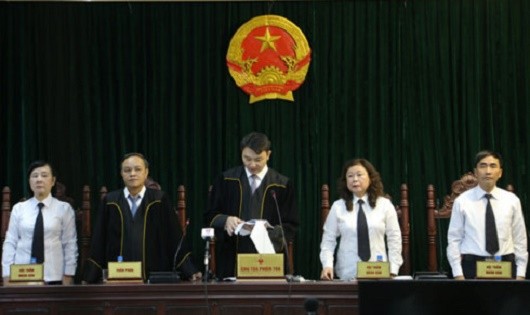 HĐXX TAND TP Hà Nội trong vụ án kinh tế xảy ra tại Ngân hàng Đại Dương