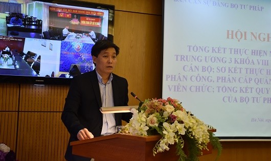 Thứ trưởng Nguyễn Khánh Ngọc phát biểu tại Hội nghị.