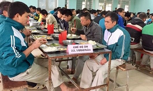 Bữa ăn tại cơ sở cai nghiện ma túy số 7 Hà Nội