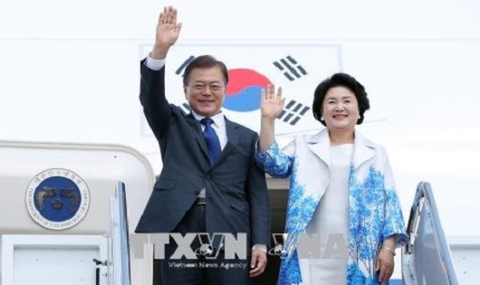 Tổng thống Hàn Quốc Moon Jae-in và Phu nhân. Ảnh: TTXVN