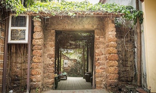 Bí mật ẩn trong ngôi nhà đá ong ở làng cổ Đường Lâm