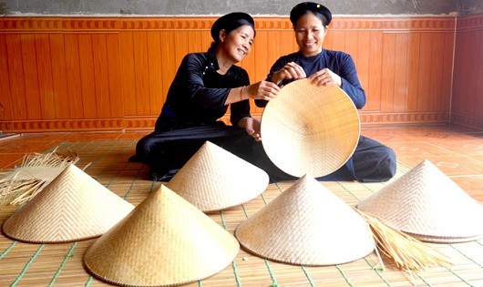 “Đặc sản” nón tre đan xứ Tuyên