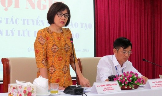 Thứ trưởng Đặng Hoàng Oanh: Trung cấp Luật Đồng Hới cần đẩy mạnh công tác đào tạo lưu học sinh Lào