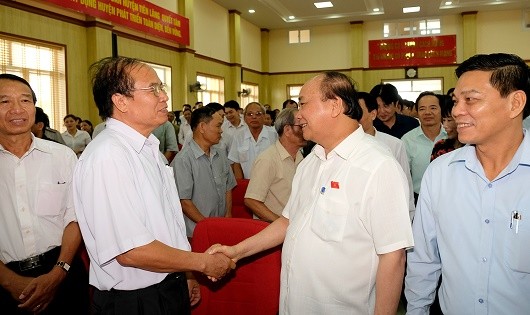 Thủ tướng Nguyễn Xuân Phúc tiếp xúc với cử tri  huyện Tiên Lãng, TP Hải phòng