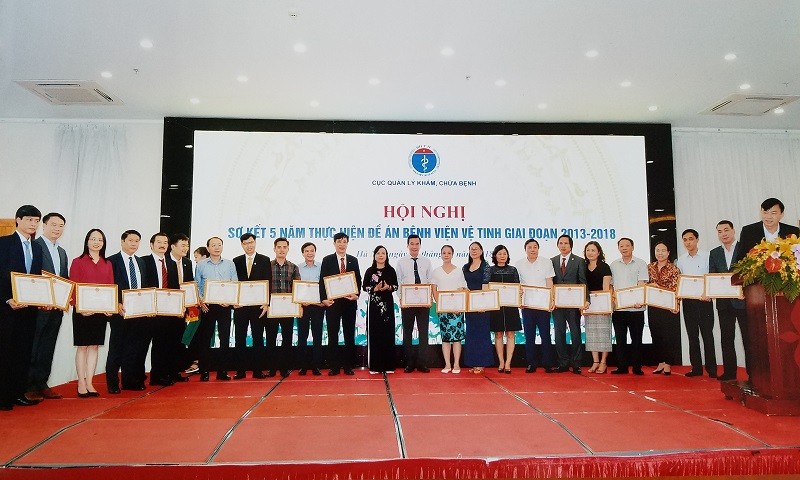 Bệnh viện Sản Nhi tỉnh Bắc Ninh nhận Bằng khen của Bộ Y tế tại Hội nghị sơ kết 5 năm thực hiện Đề án Bệnh viện vệ tinh giai đoạn 2013 – 2018