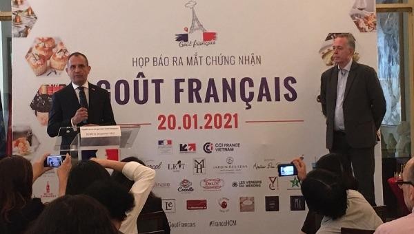 Tổng Lãnh sự Pháp Vincent Floreani phát biểu tại buổi công bố chứng nhận “Gout Francais”. Ảnh: Bảo Lan.