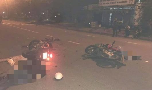 Va chạm xe kinh hoàng tại Đà Nẵng, 2 người đàn ông thiệt mạng