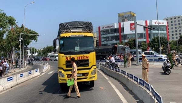 Tai nạn chết người liên quan xe tải tại Đà Nẵng