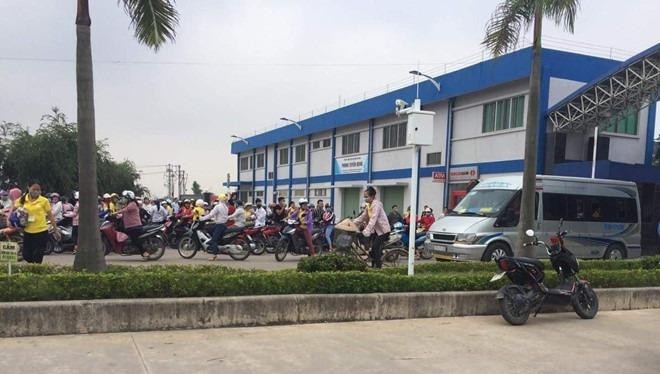 Hàng chục công nhân bị ngộ độc khí tại Nam Định 
