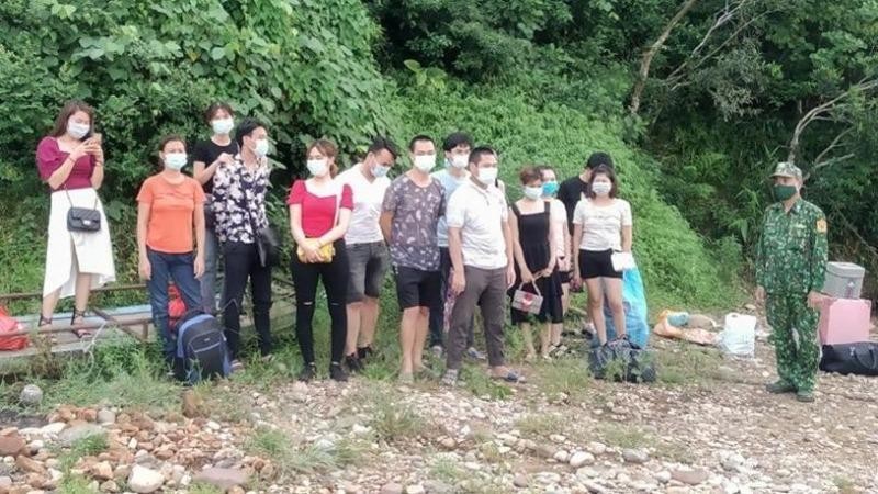 Quảng Ninh bắt giữ 16 đối tượng người Việt Nam nhập cảnh trái phép