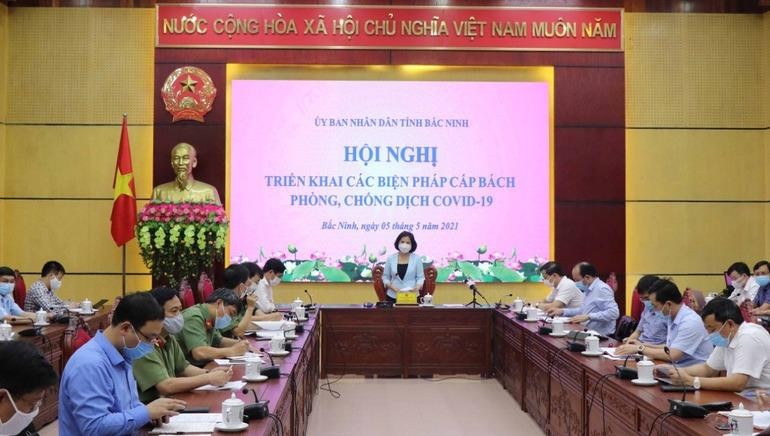 Bắc Ninh triển khai họp khẩn trong đêm 5/5 sau khi địa phương có 2 trường hợp mắc COVID-19.