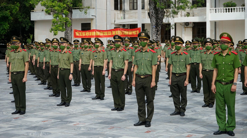 Các học viên an ninh sẵn sàng xuất quân làm nhiệm vụ hỗ trợ phòng, chống dịch COVID-19 tại tỉnh Đồng Nai. 