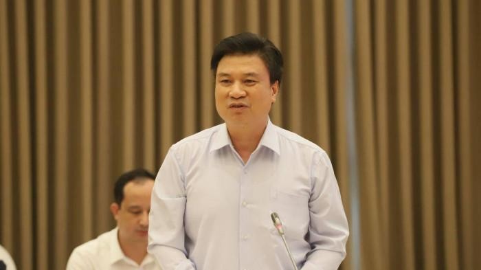 Thứ trưởng Bộ GD&ĐT Nguyễn Hữu Độ trong buổi họp báo 