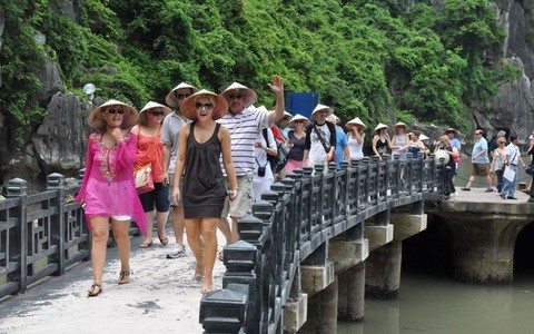Bảo đảm an toàn cho du khách đến Việt Nam 