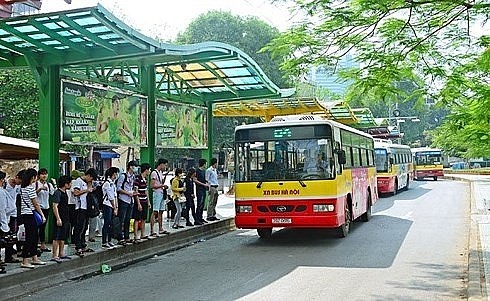 Đề nghị hỗ trợ để 'giữ chân' 8.000 nhân viên xe buýt ở Hà Nội