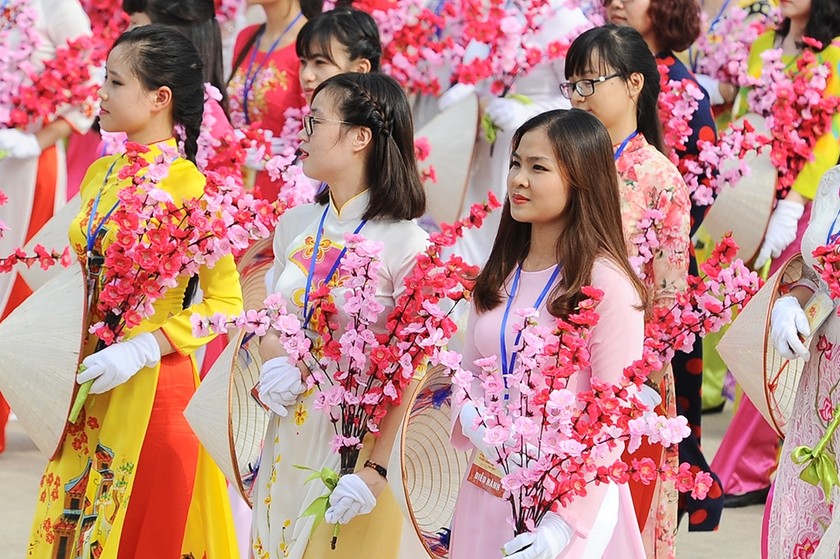 Tại Đại hội phụ nữ toàn quốc XIII, Hội LHPN Việt Nam đã phát động phong trào thi đua Xây dựng người phụ nữ thời đại mới. Ảnh minh họa. Nguồn Internet