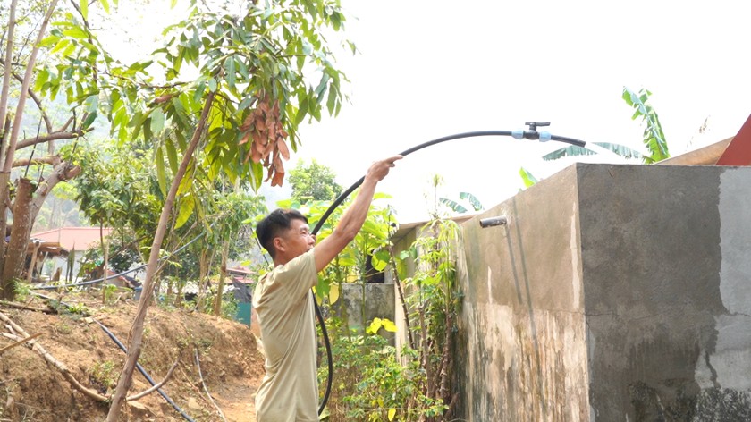 Việc khánh thành và nghiệm thu 2 công trình nước đã cung cấp nước sạch cho 415 người dân bản Pưa Lai và 121 người dân bản Châu Phong. Ảnh MSD