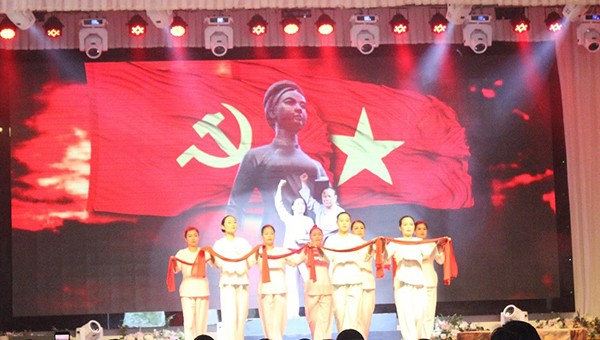 Chương trình nghệ thuật đầy xúc động tái hiện lại cuộc đời hoạt động cách mạng của đồng chí Nguyễn Thị Minh Khai