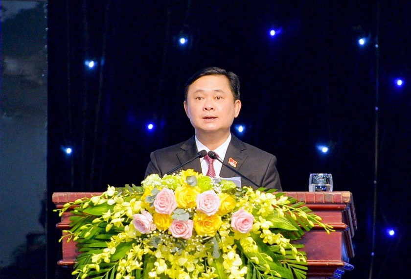 Ông Thái Thanh Quý, Bí thư Tỉnh ủy Nghệ An phát biểu khai mạc Kỳ họp