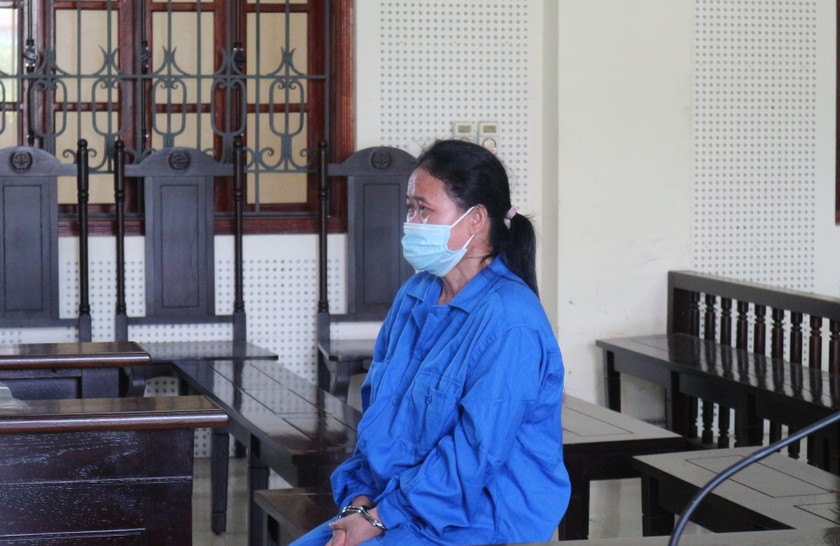 Bị cáo Lương Thị Hoa lĩnh án 4 năm tù