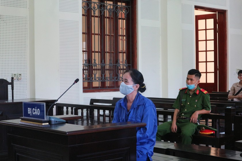 Bị cáo Trịnh Thị Song Hương lĩnh án 15 năm 6 tháng tù