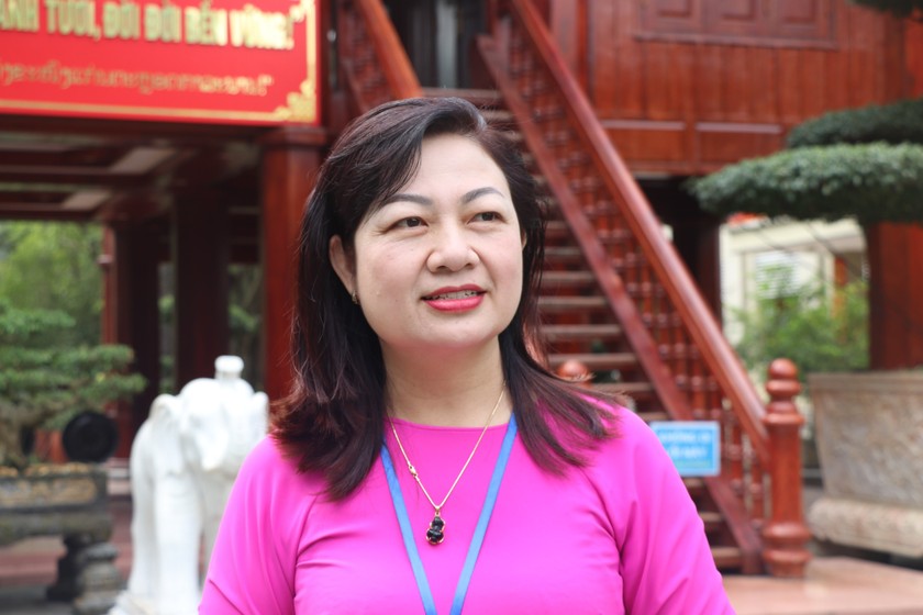 Thuyết minh viên Nguyễn Thị An Vinh kể về câu chuyện du khách người Nhật Bản với đề nghị bất ngờ