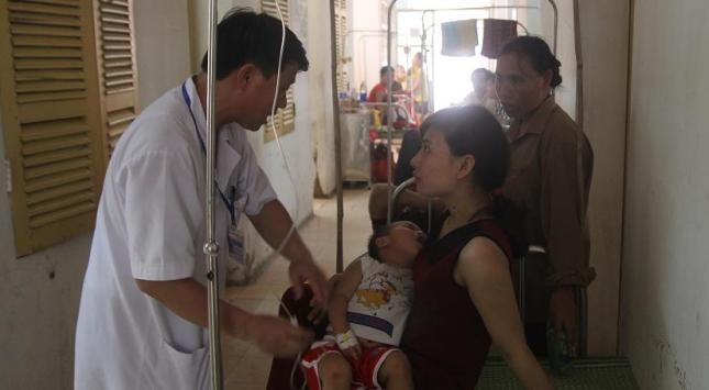 Sởi bùng phát tại Nghệ An, ba trẻ tử vong