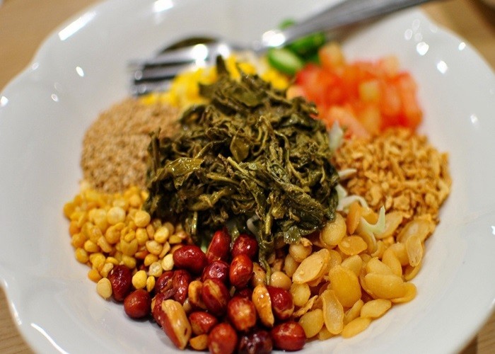 Đến Myanmar thưởng thức món Salad lá trà “độc nhất vô nhị”
